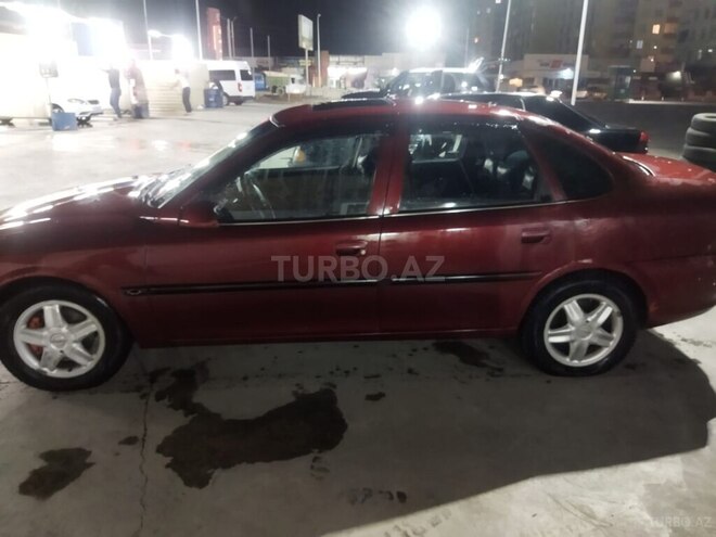 Opel Vectra 1996, 350,000 km - 2.0 l - Bakı