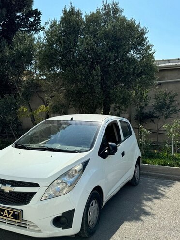 Chevrolet Spark-2