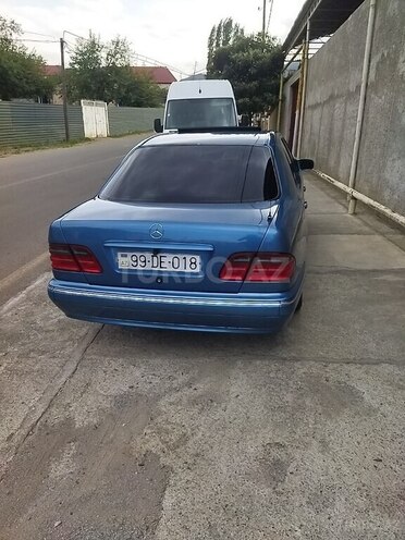 Mercedes E 240 1999, 376,000 km - 2.4 l - Şəmkir