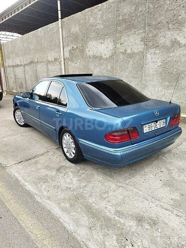 Mercedes E 240 1999, 376,000 km - 2.4 l - Şəmkir