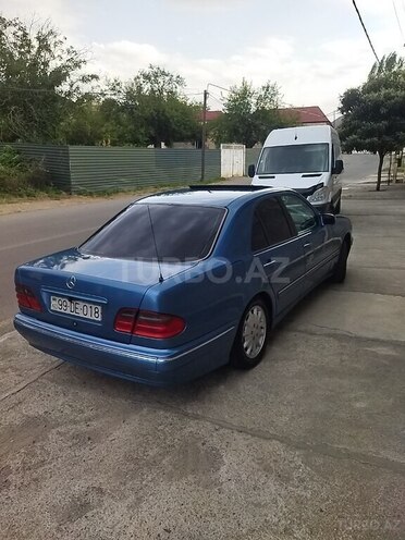 Mercedes E 240 1999, 376,000 km - 2.4 l - Şəmkir