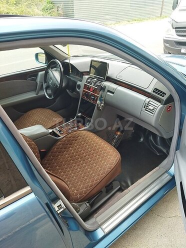 Mercedes E 240 1999, 376,000 km - 2.4 l - Şəmkir