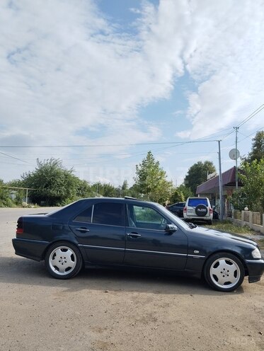 Mercedes C 240 1997, 373,000 km - 2.4 л - Ağcabədi