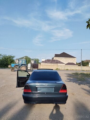 Mercedes C 240 1997, 373,000 km - 2.4 л - Ağcabədi