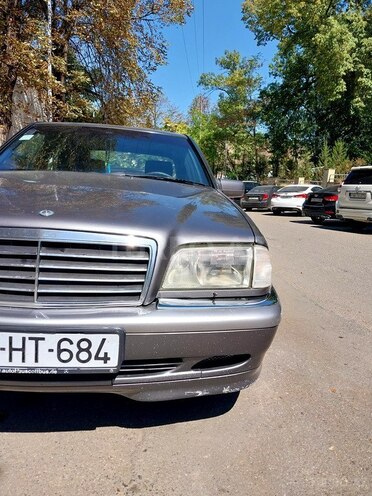 Mercedes C 240 1998, 371,760 km - 2.4 л - Bakı