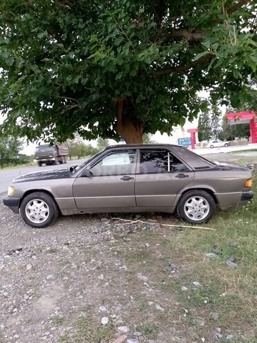 Mercedes 190 1989, 555,555 km - 2.0 l - Tərtər