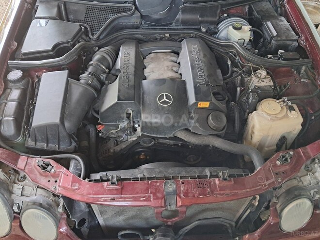 Mercedes E 240 2000, 445,000 km - 2.4 л - Ağsu