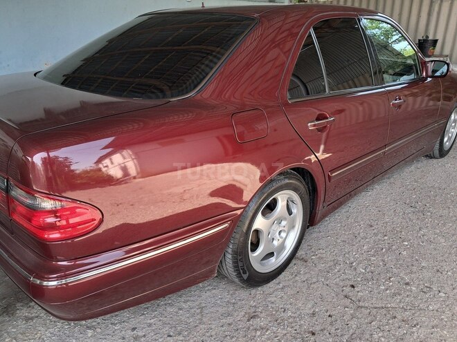 Mercedes E 240 2000, 445,000 km - 2.4 л - Ağsu