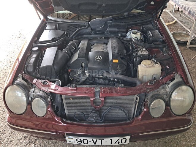 Mercedes E 240 2000, 445,000 km - 2.4 л - Ağsu