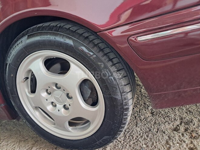 Mercedes E 240 2000, 445,000 km - 2.4 л - Ağsu