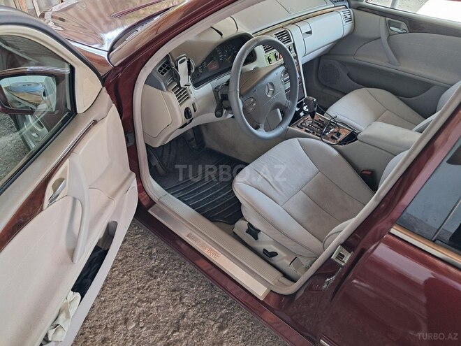 Mercedes E 240 2000, 445,000 km - 2.4 л - Ağsu