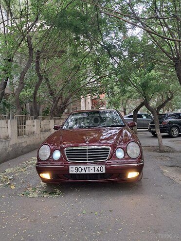 Mercedes E 240 2000, 445,000 km - 2.4 л - Ağsu