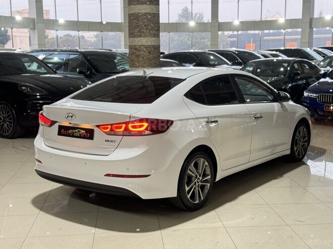 Hyundai Avante 2015, 122,000 km - 1.6 l - Bakı