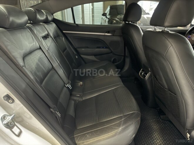 Hyundai Avante 2015, 122,000 km - 1.6 l - Bakı