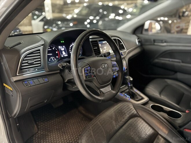 Hyundai Avante 2015, 122,000 km - 1.6 l - Bakı