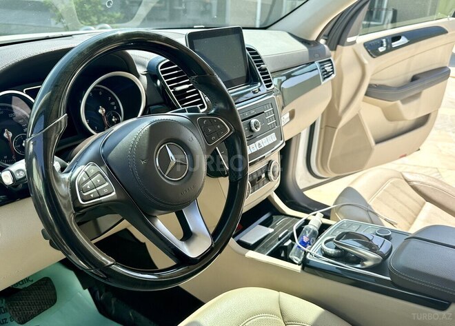 Mercedes GLS 450 4MATIC 2017, 120,000 km - 3.0 л - Bakı