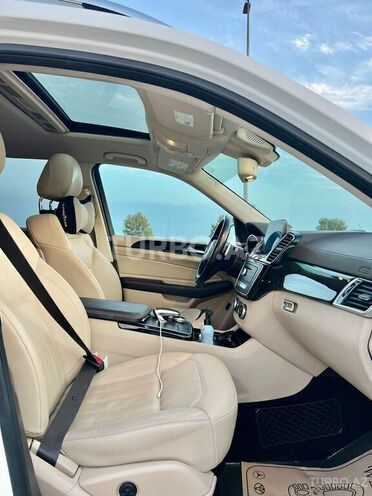 Mercedes GLS 450 4MATIC 2017, 120,000 km - 3.0 л - Bakı