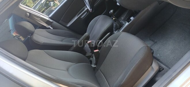 Kia Rio 2006, 284,567 km - 1.4 л - Sumqayıt