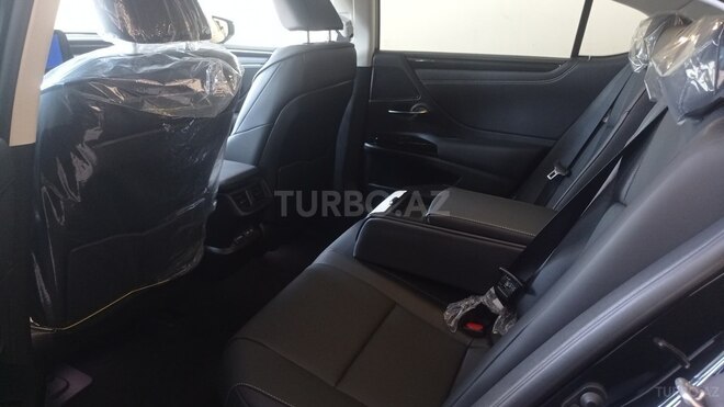 Lexus ES 300h-14