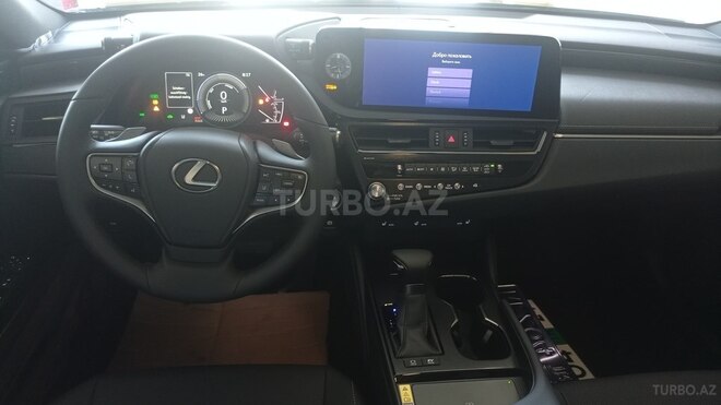 Lexus ES 300h-13