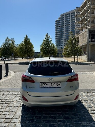 Hyundai i30 2013, 198,000 km - 1.6 л - Bakı