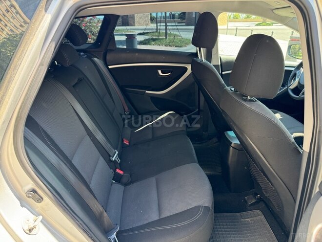 Hyundai i30 2013, 198,000 km - 1.6 л - Bakı