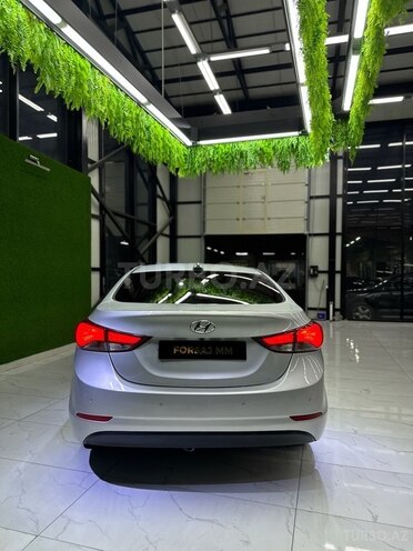 Hyundai Avante-4