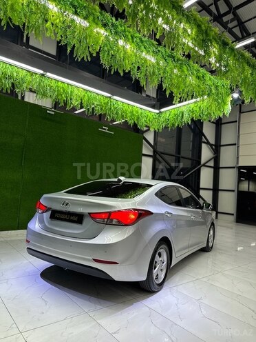 Hyundai Avante-6