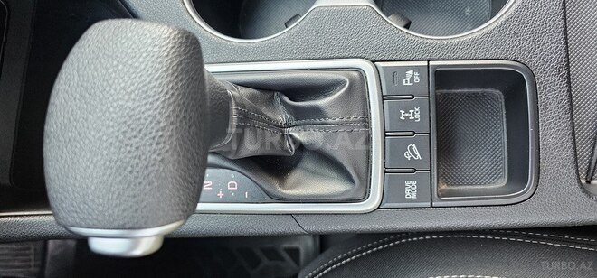 Kia Sportage 2019, 76,700 km - 2.0 l - Bakı