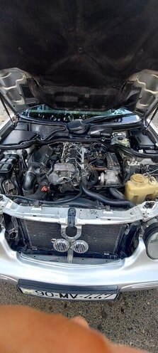 Mercedes E 220 d 1999, 315,000 km - 2.2 л - Masallı
