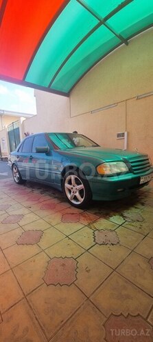 Mercedes C 240-4