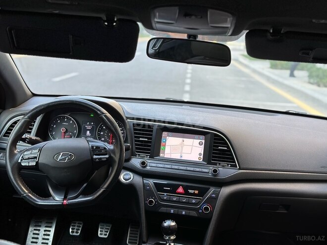 Hyundai Elantra 2016, 218,871 km - 1.6 л - Bakı