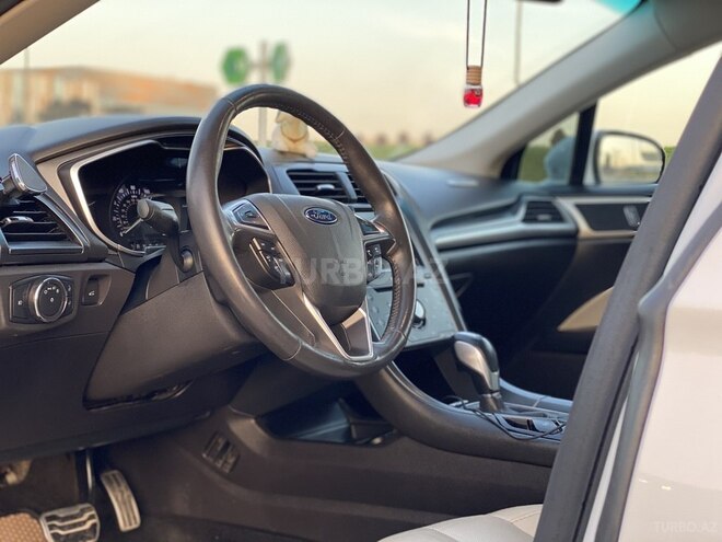 Ford Fusion (North America) 2015, 252,000 km - 2.0 l - Bakı