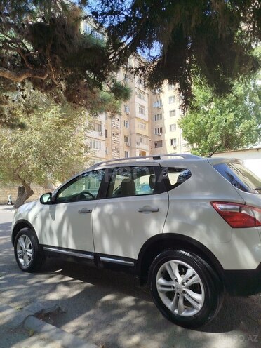 Nissan Qashqai 2013, 329,945 km - 2.0 l - Bakı