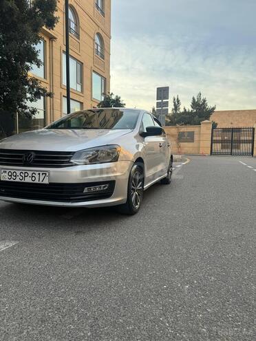 Volkswagen Polo 2011, 510,000 km - 1.6 l - Bakı