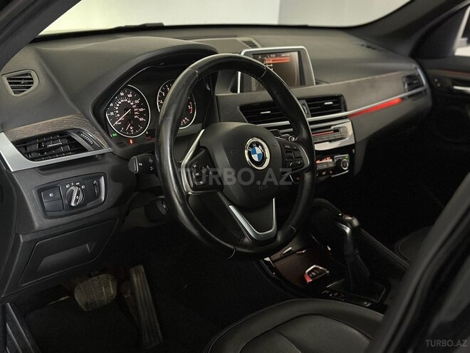 BMW X1-11