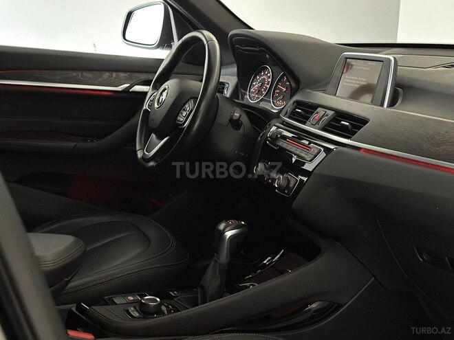 BMW X1-17