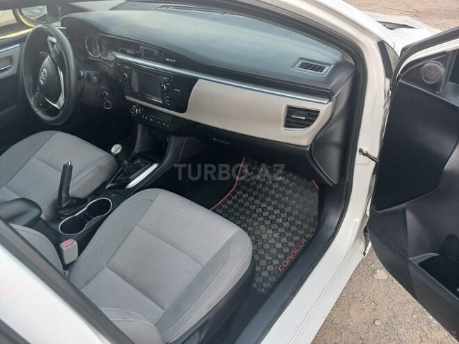 Toyota Corolla 2014, 220,000 km - 1.8 l - Bakı