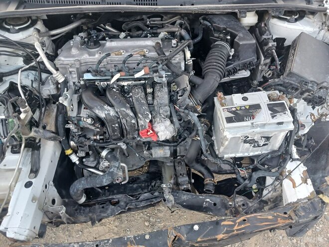 Toyota Corolla 2014, 220,000 km - 1.8 l - Bakı