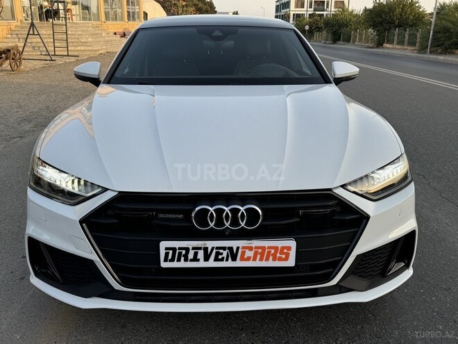 Audi A7 Sportback-1