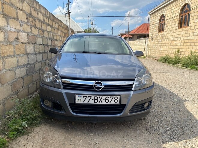 Opel Astra 2006, 318,000 km - 1.4 l - Tovuz