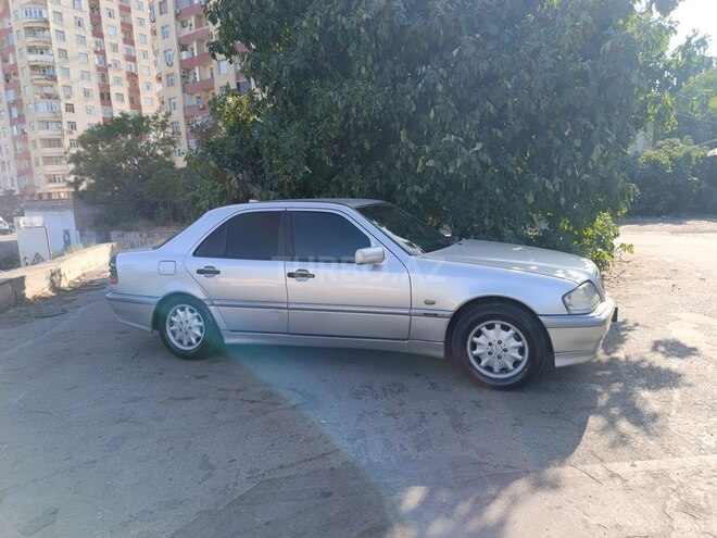Mercedes C 220 d 2000, 280,000 km - 2.2 l - Bakı