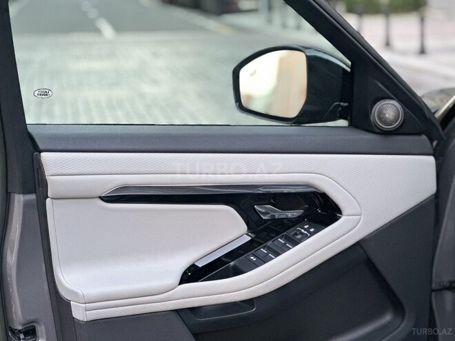 Land Rover RR Evoque-14