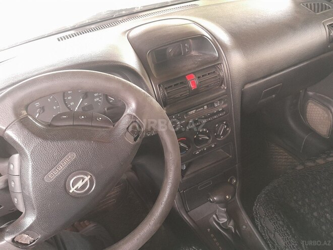 Opel Astra 1998, 401,000 km - 1.6 l - Salyan
