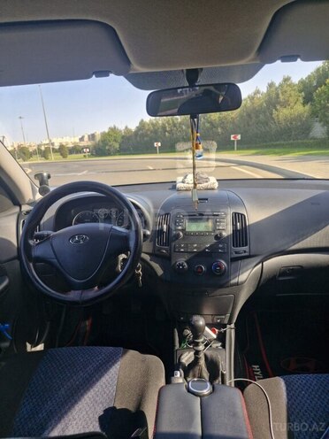 Hyundai i30 2008, 300,000 km - 1.6 l - Bakı