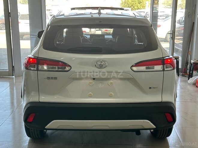 Toyota Corolla Cross-8