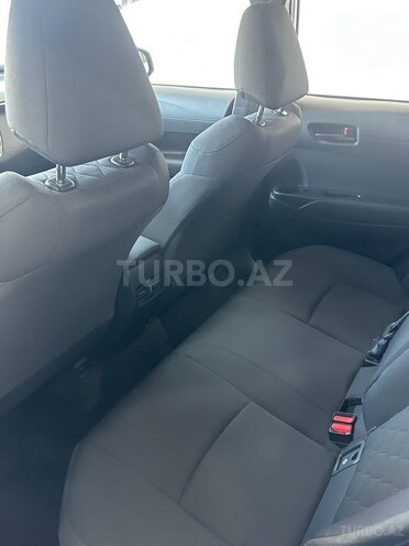 Toyota Corolla Cross-12