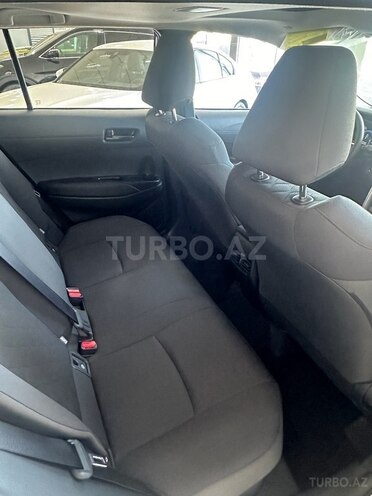 Toyota Corolla Cross-13