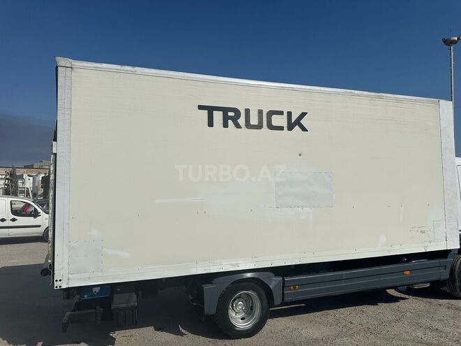 Mercedes Atego 818-4