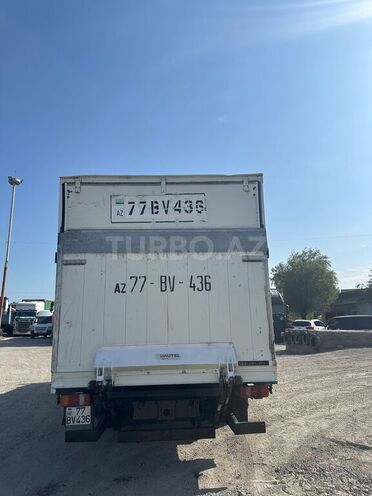 Mercedes Atego 818-5